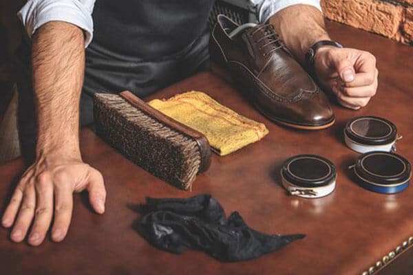 بررسی قیمت عمده واکس خمیری کفش در تبریز و اردبیل
